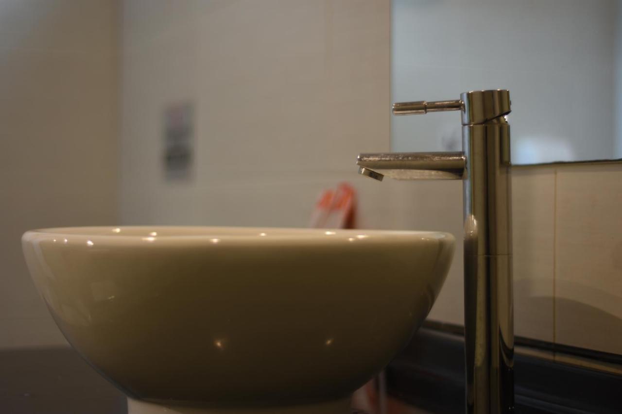 Walker Hotel - Zhengyi 2 Tajpej Kültér fotó