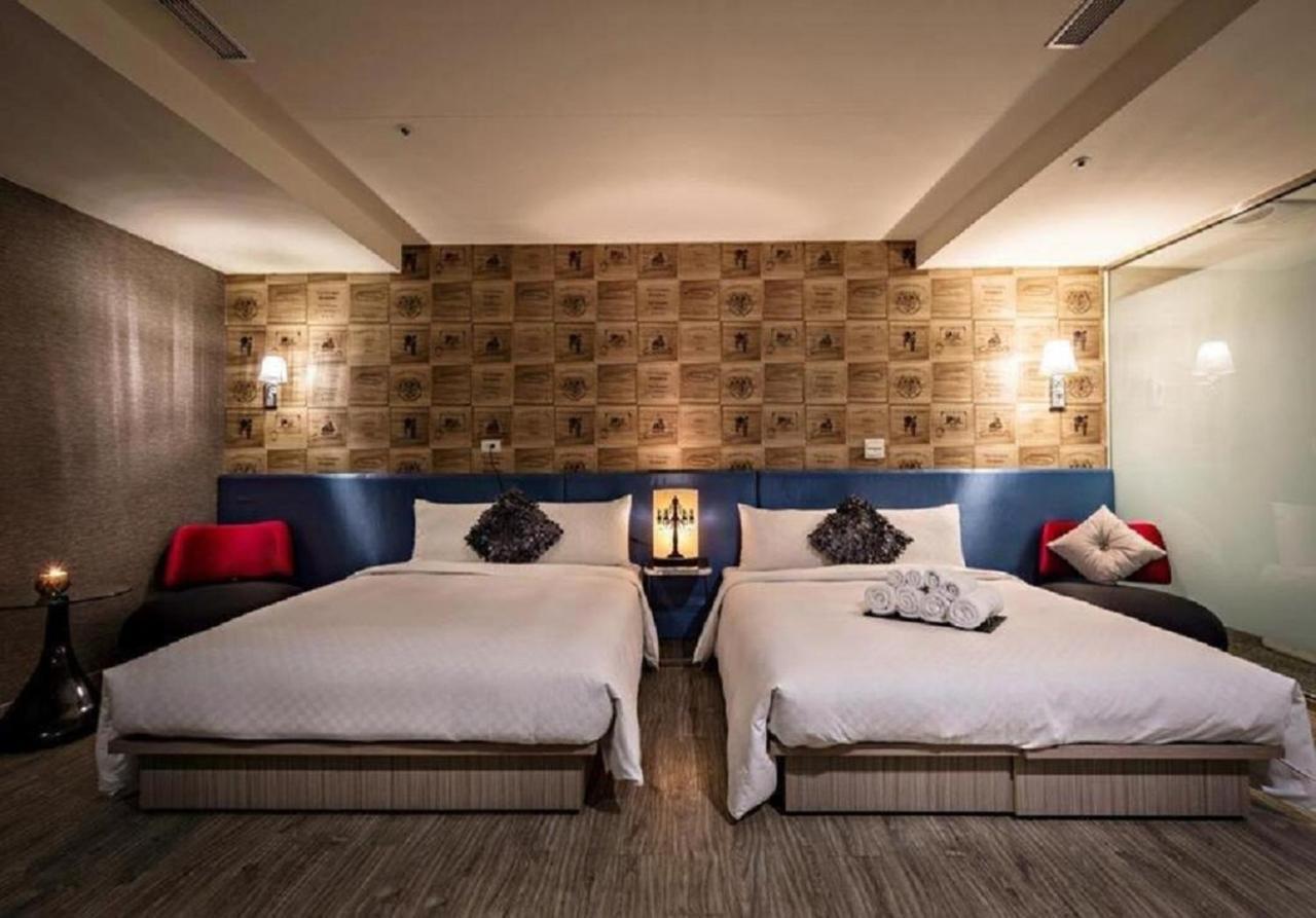 Walker Hotel - Zhengyi 2 Tajpej Kültér fotó