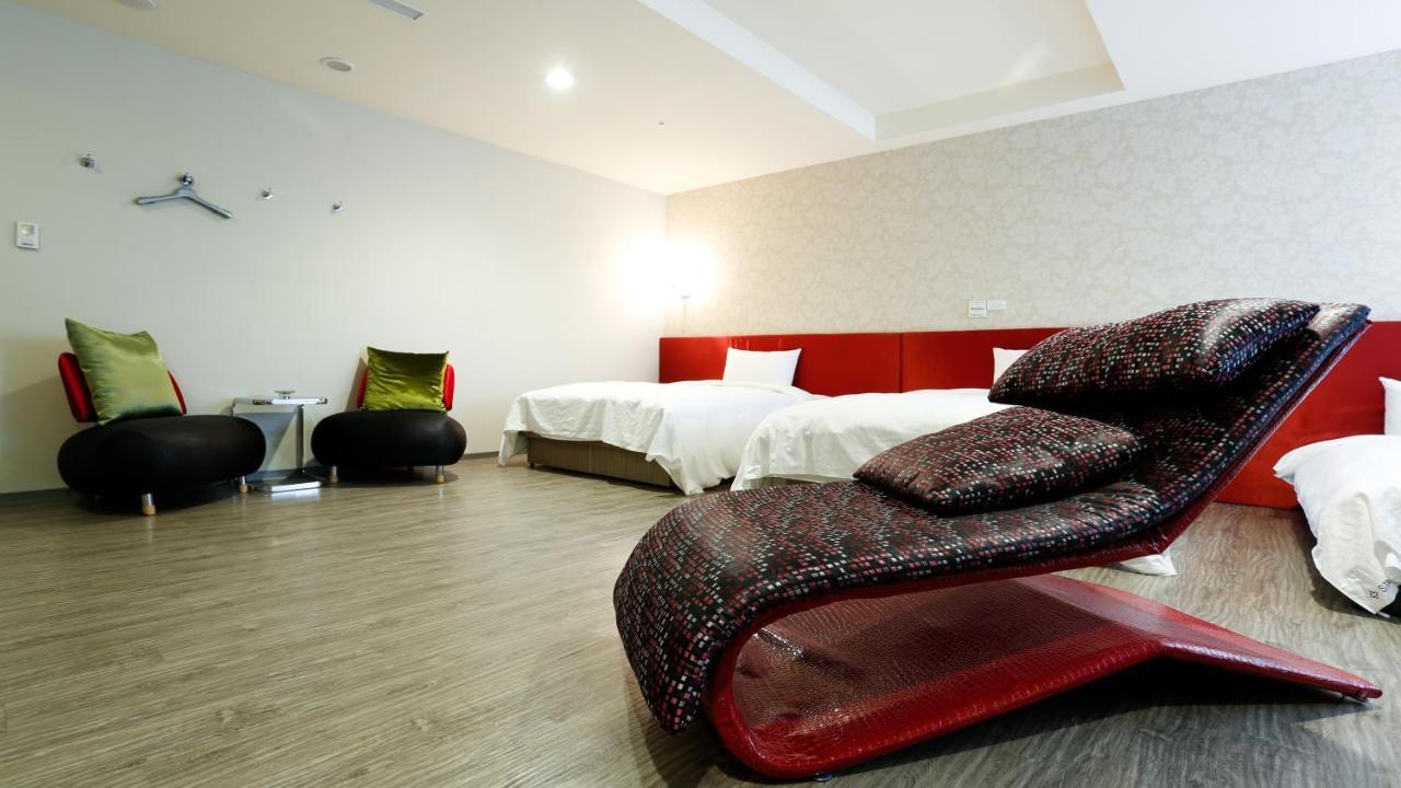 Walker Hotel - Zhengyi 2 Tajpej Kültér fotó