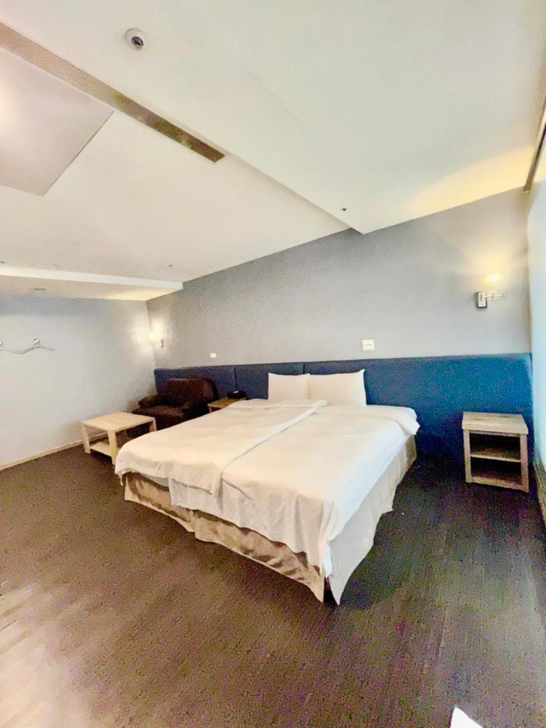Walker Hotel - Zhengyi 2 Tajpej Kültér fotó