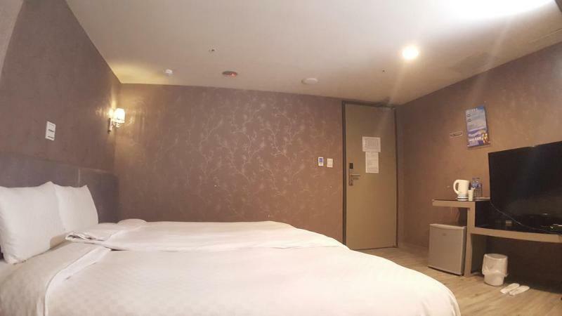 Walker Hotel - Zhengyi 2 Tajpej Kültér fotó