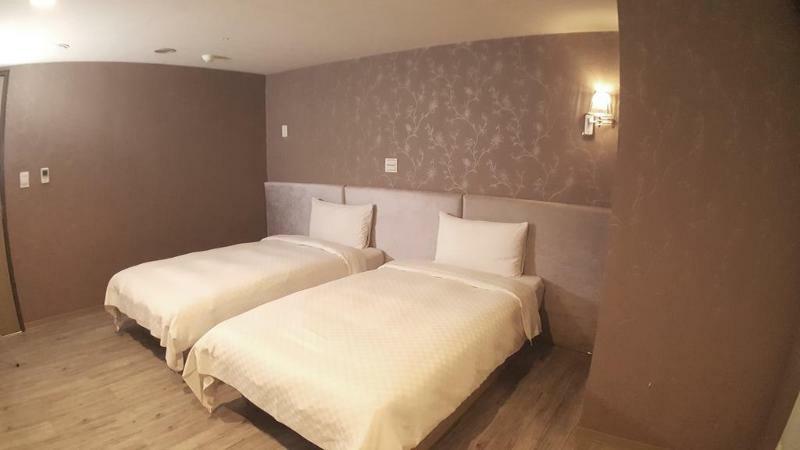 Walker Hotel - Zhengyi 2 Tajpej Kültér fotó